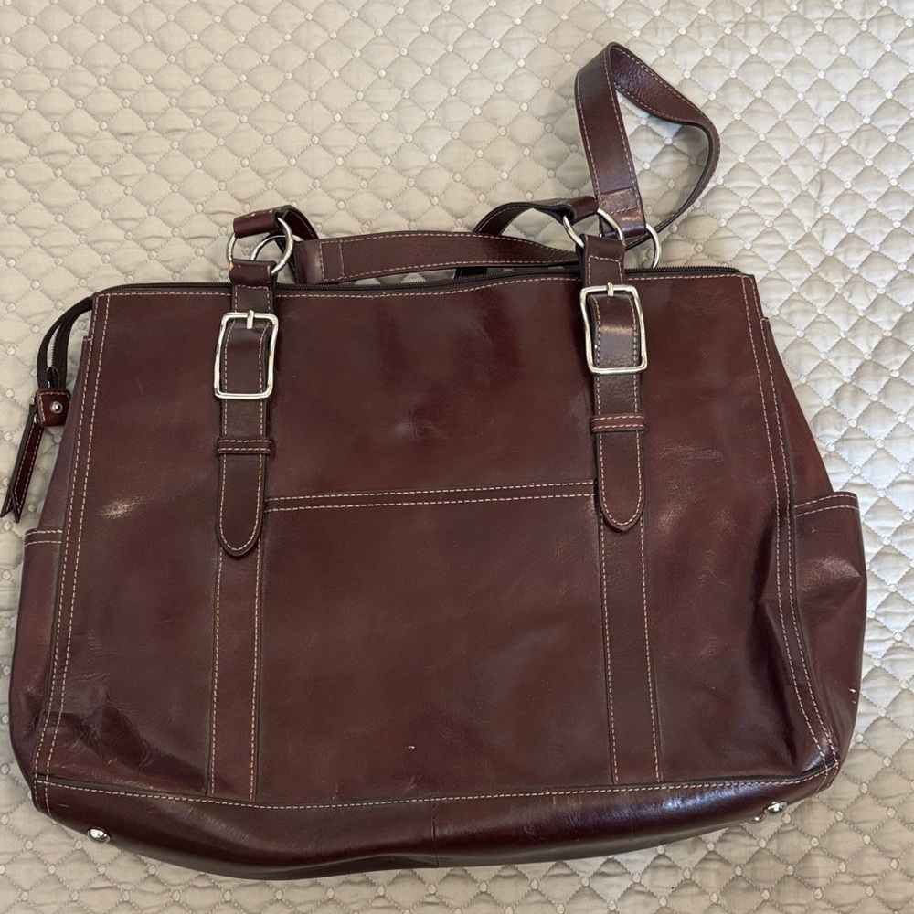 Elegant Brown Leather briefcase/laptop bag